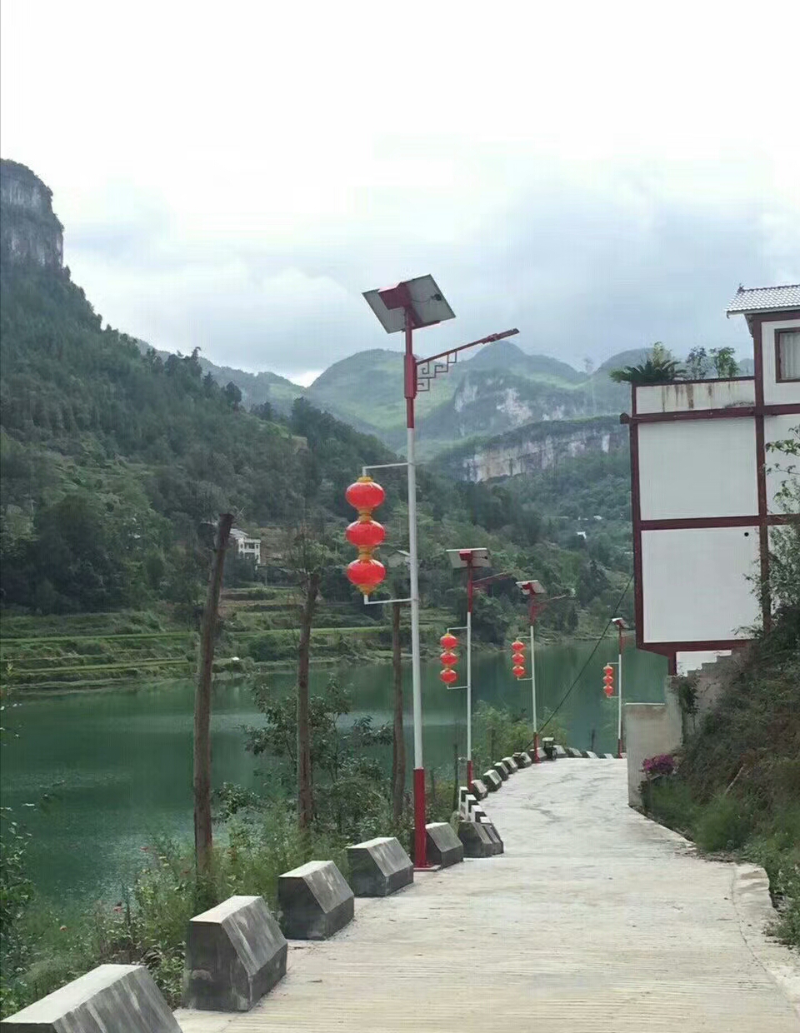河南太阳能路灯_灯笼太阳能路灯_bsports太阳能LED路灯