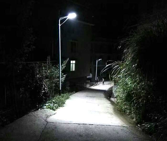 太阳能路灯价格 太阳能LED路灯 bsports太阳能