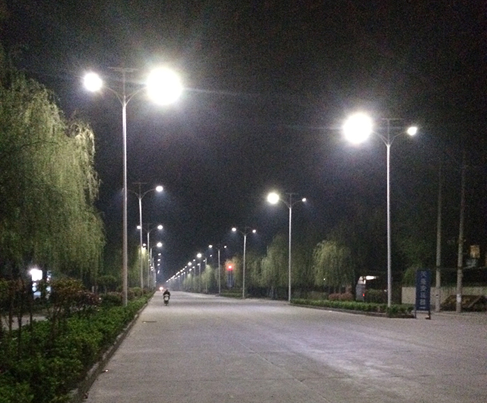 太阳能道路灯 太阳能路灯厂家 bsports太阳能