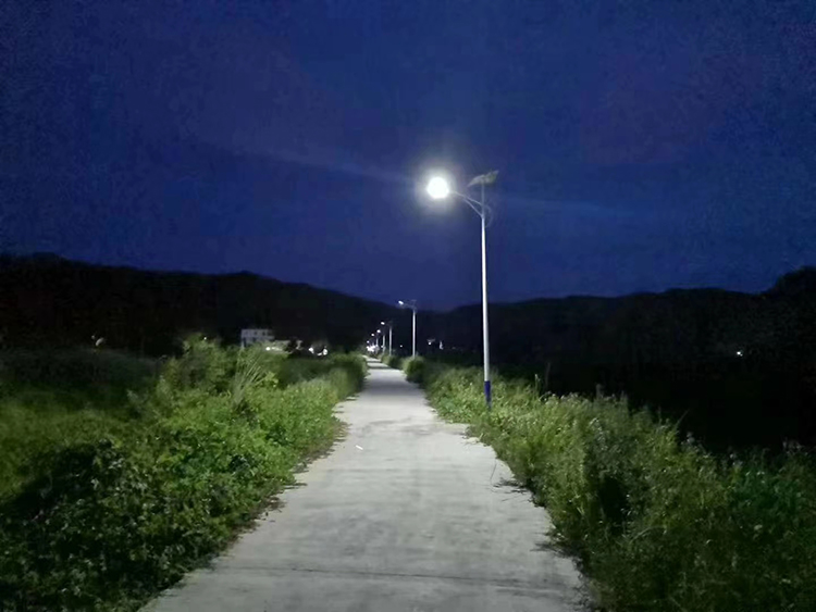 甘肃太阳能路灯_新农村太阳能路灯_bsports太阳能路灯