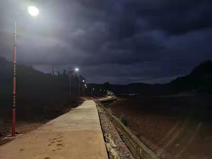 太阳能路灯_云南太阳能路灯_bsports太阳能路灯