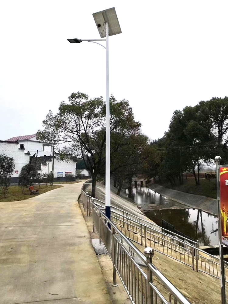 河南太阳能路灯_新农村太阳能路灯_bsports太阳能路灯
